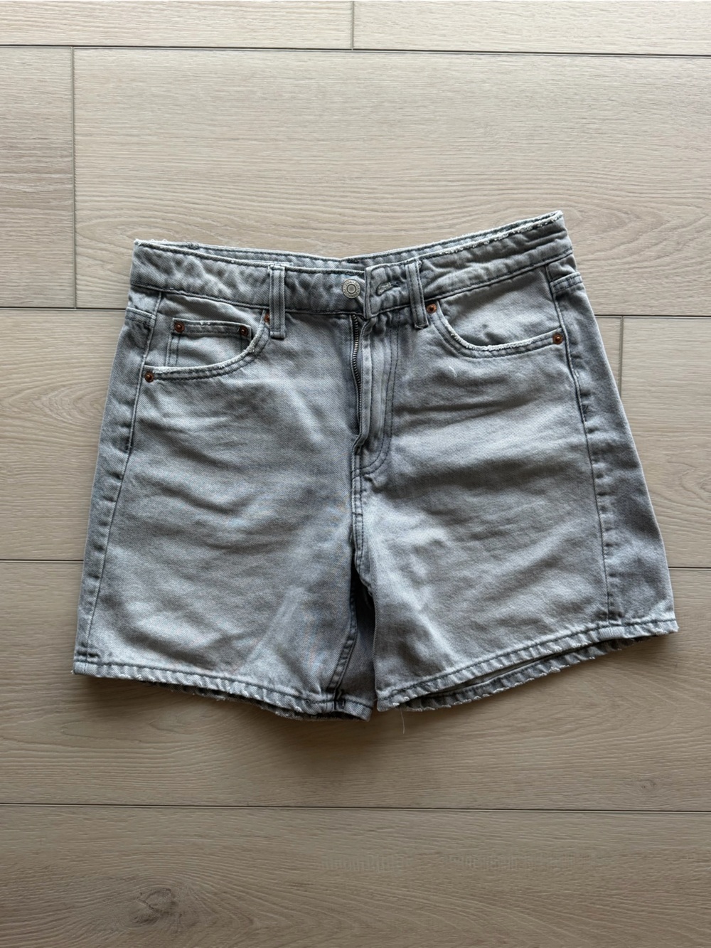 Zara Light Gray Denim Shorts